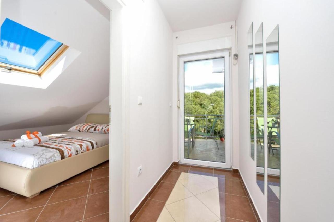 Apartment Gianluca Zadar Bagian luar foto